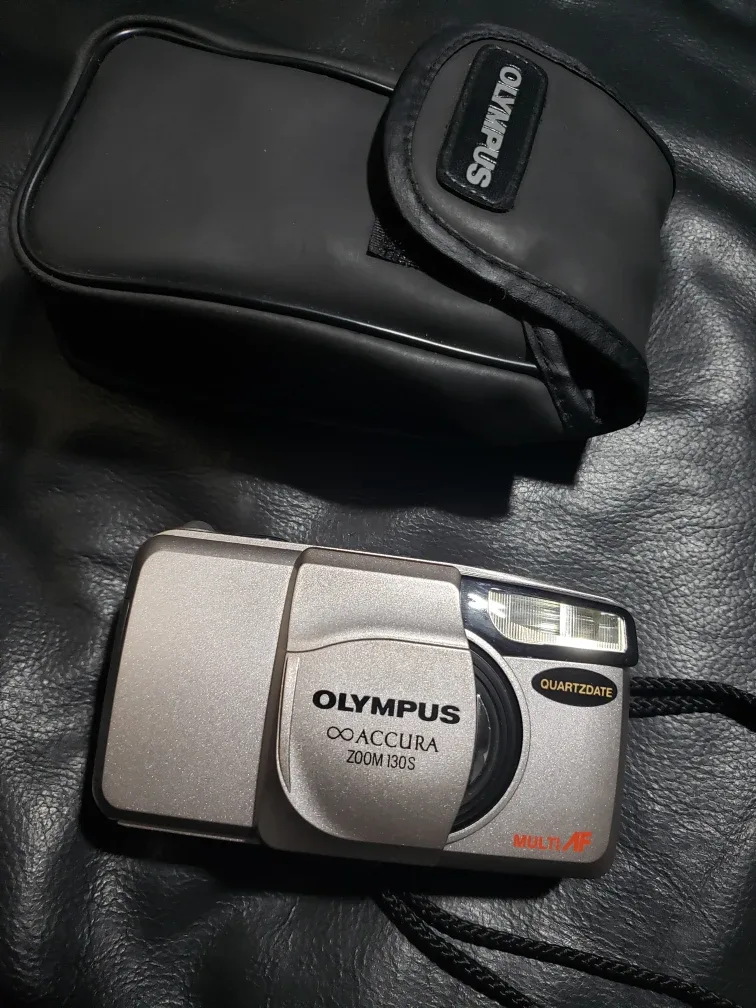 Olympus Accura Zoom 130S Film Camera thumbnail
