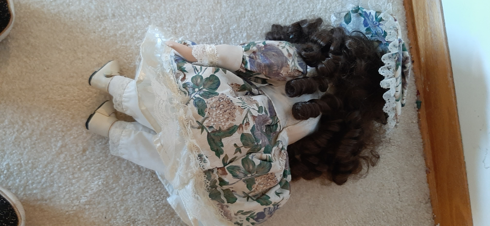 Vintage Porcelain Doll-Melissa Collection 2000. - photo 2