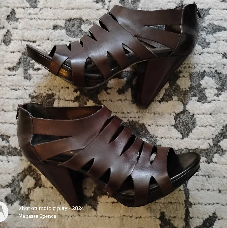 Franco Sarto Brown Leather Heels image indicator(4)