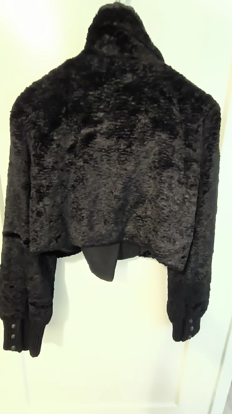 Black Faux Fur Jacket Size L New condition image indicator(3)