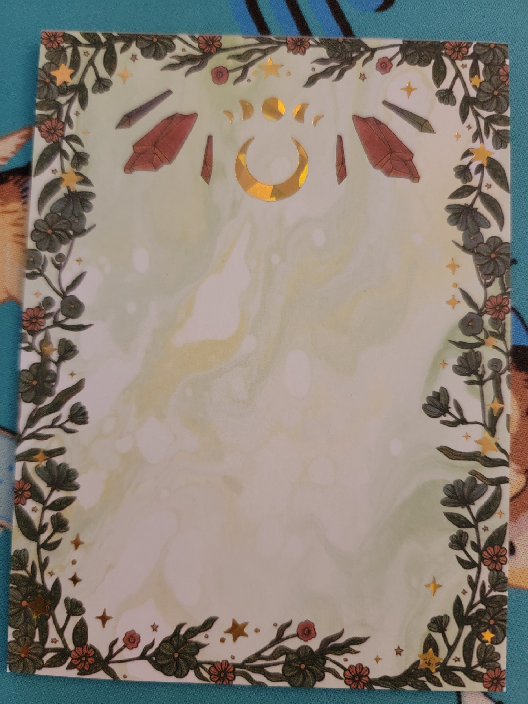 🥕 Botanical small notepad with golden iridescent details