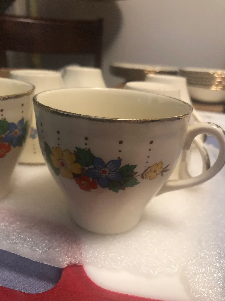 Alfred Meakin “ Royal Marigold “ Bowery 33 pc dining set image indicator(9)