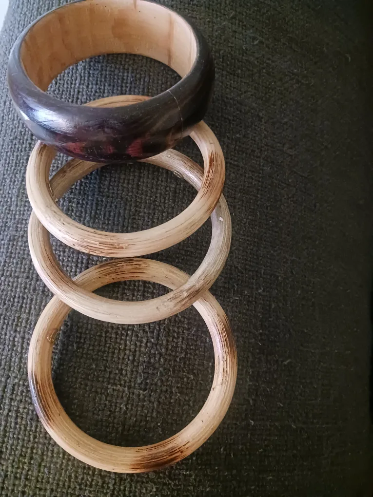 Wooden Bangle Bracelet Set thumbnail