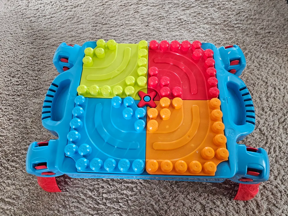 Mega Bloks Build 'n Learn Table image indicator(2)