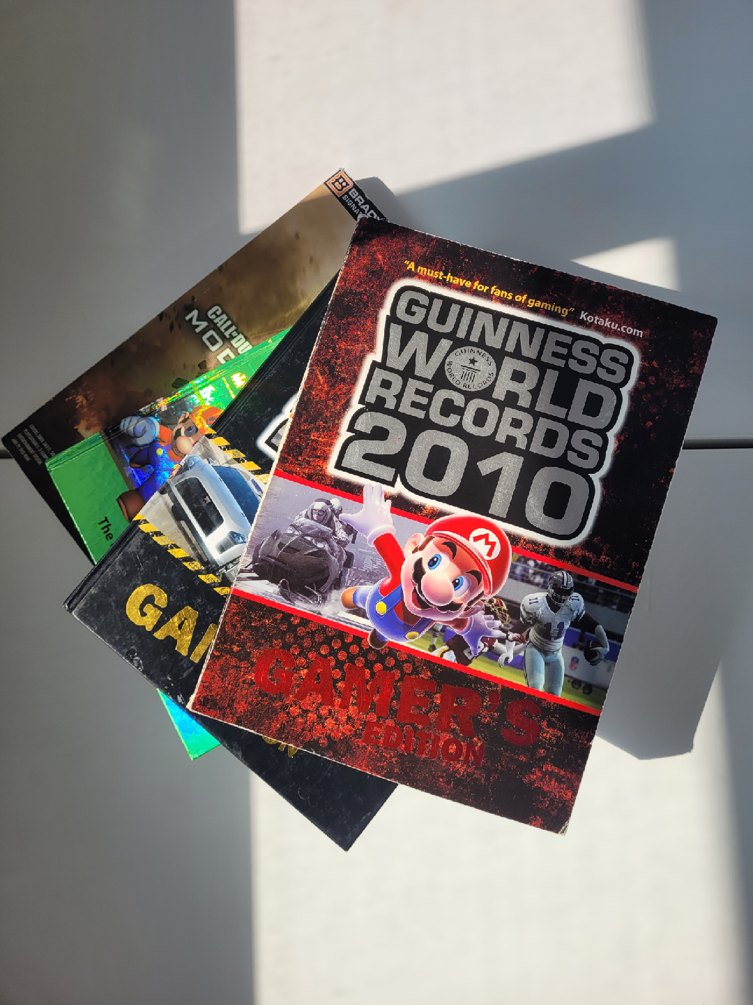 Guinness World Records Gamer's Edition + Call of Duty Guide