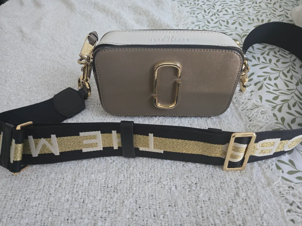 Marc Jacobs Snapshot Leather Mini Bag - Beige thumbnail