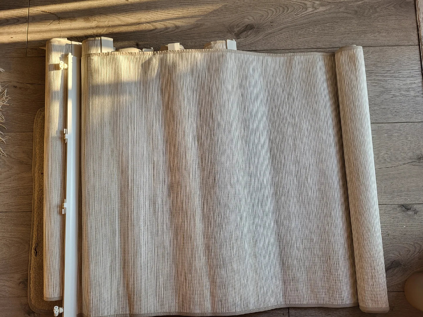 IKEA Corner Room Divider Set of 6 curtains and two Rods image indicator(2)