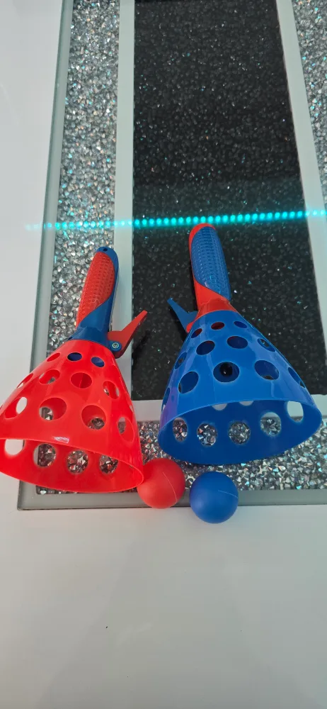 Catch Ball Game Set - Red & Blue image indicator(3)