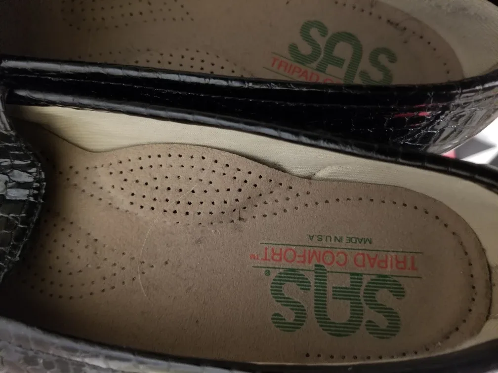 SAS Black Leather Loafers image indicator(3)