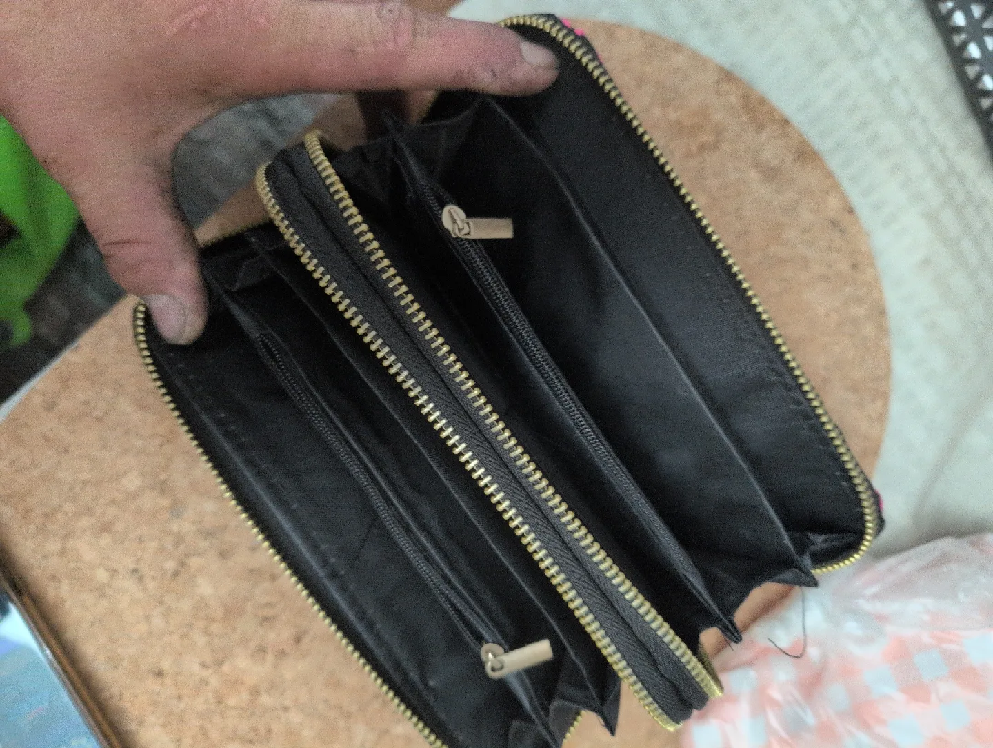 Embroidered Floral Wallet image indicator(2)