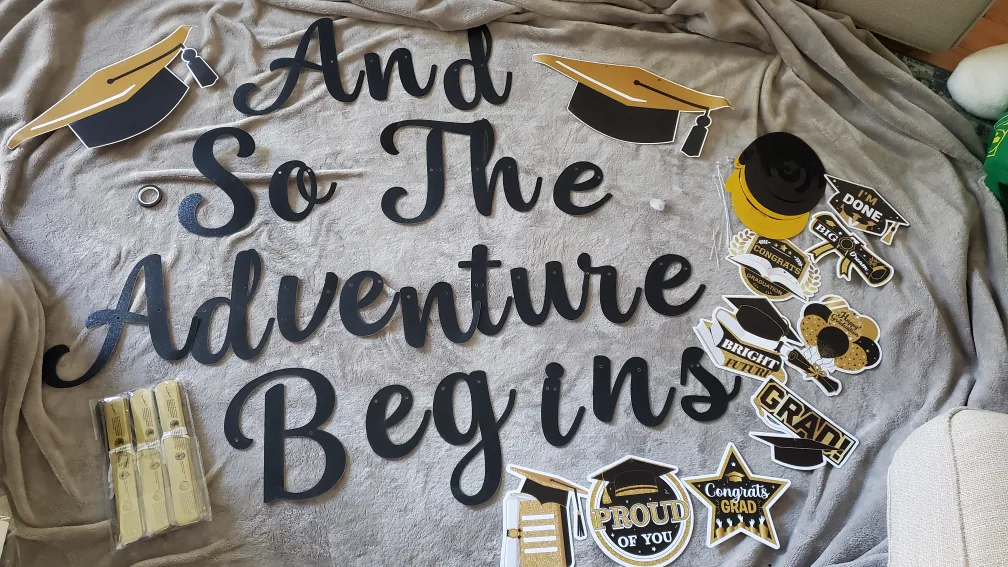 Graduation Party Decoration Set - Adventure Begins Theme image indicator(2)