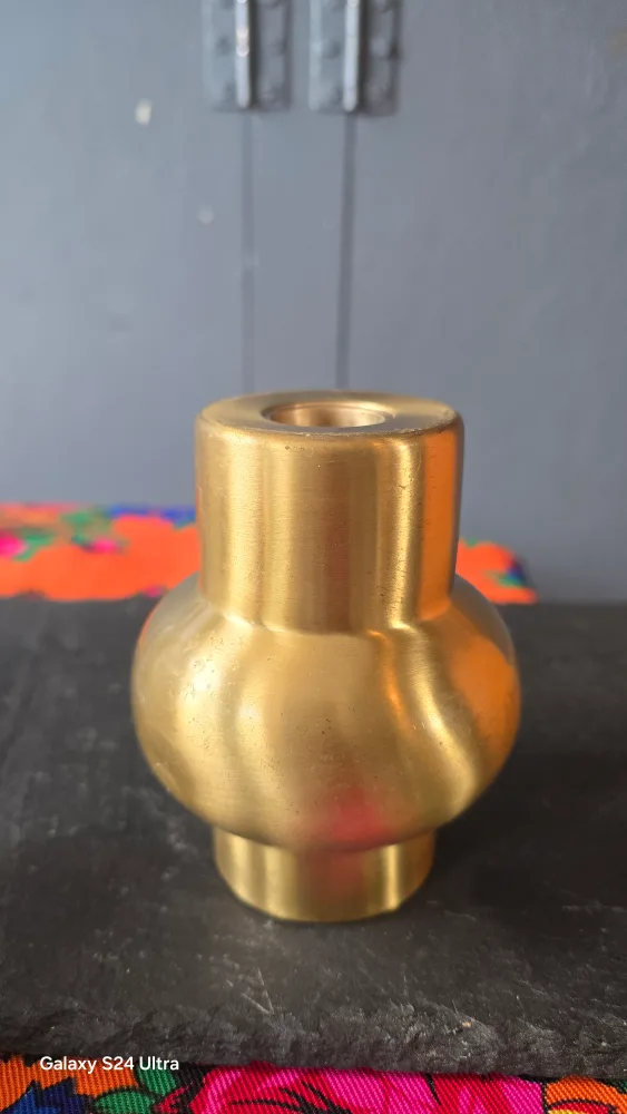 Brass Candle Holder image indicator(2)