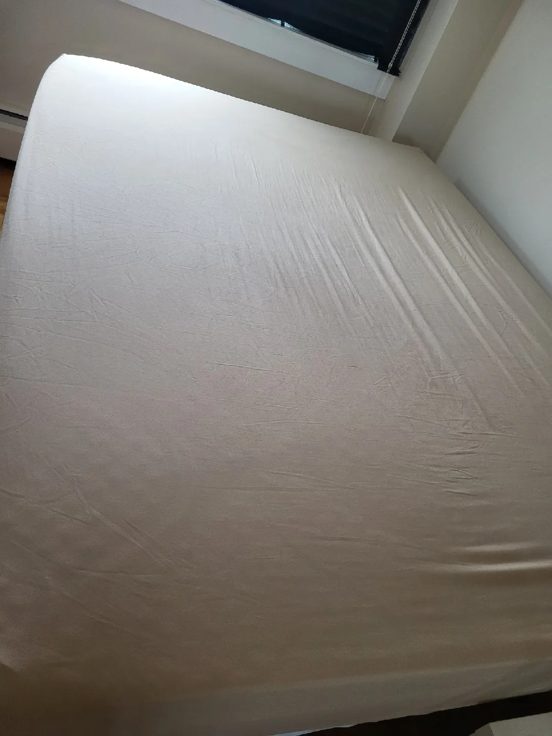 Queen Fitted Sheet (Caramel) image indicator(4)