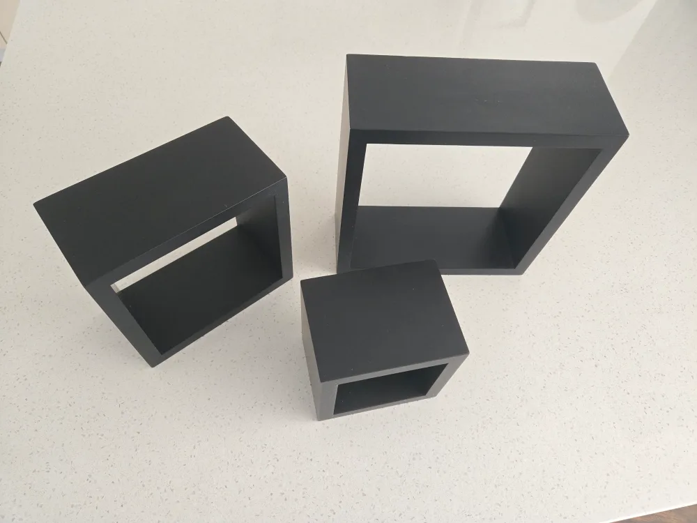 Set of 3 Black Cube Wall Shelves image indicator(2)