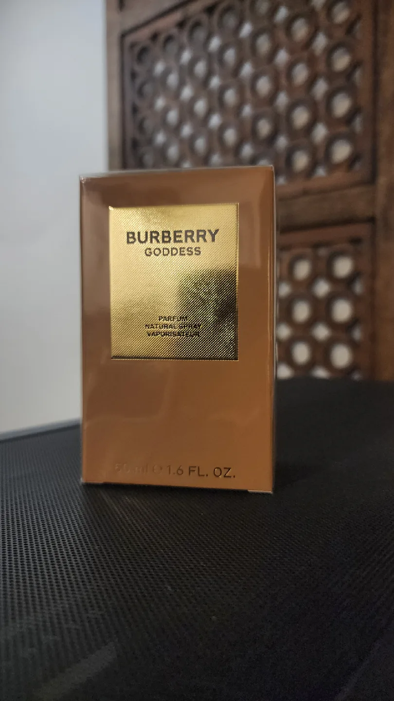 Burberry Goddess 50ml Perfume - New in Box! thumbnail