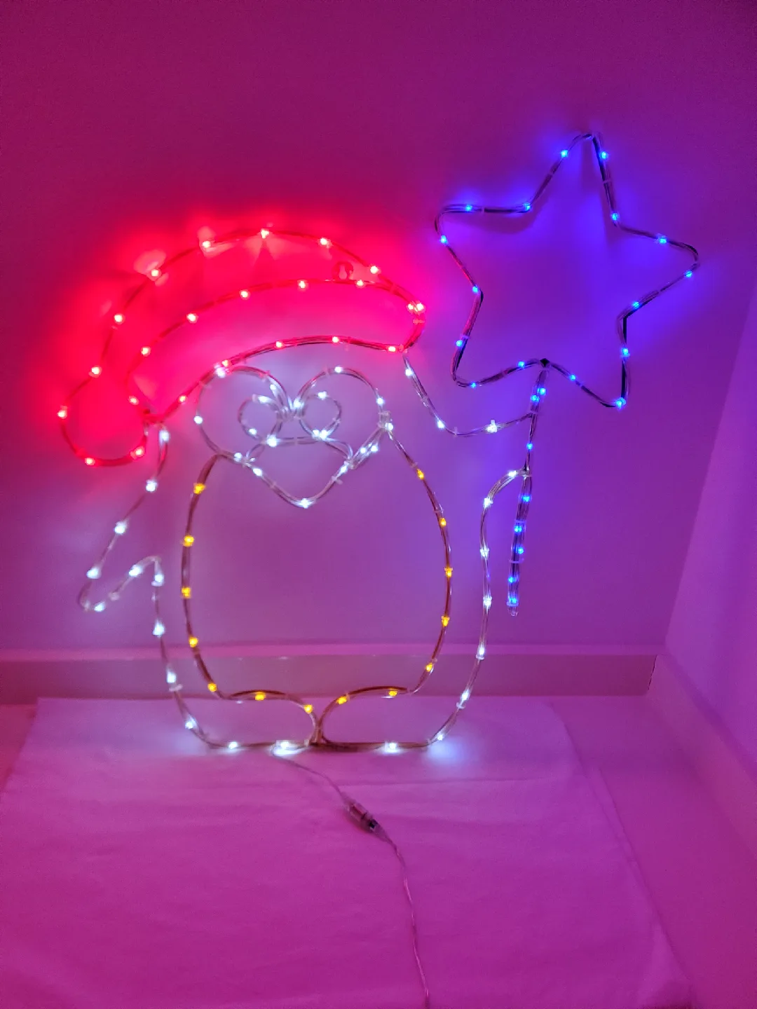 Christmas Penguin LED Light Decoration image indicator(2)