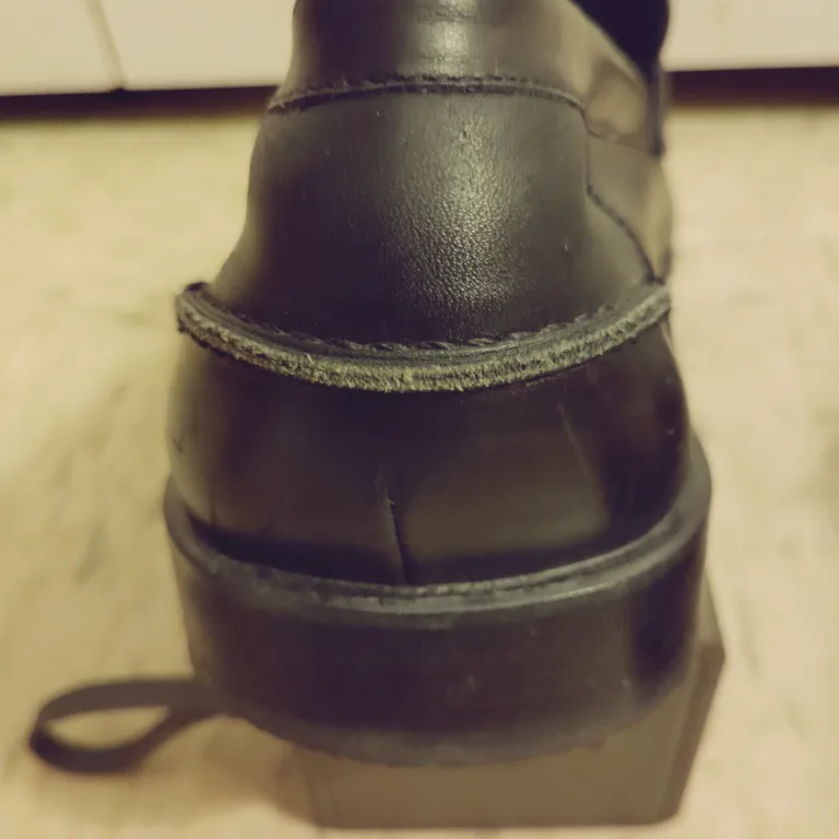 Salvatore Ferragamo Black Leather Loafers image indicator(4)