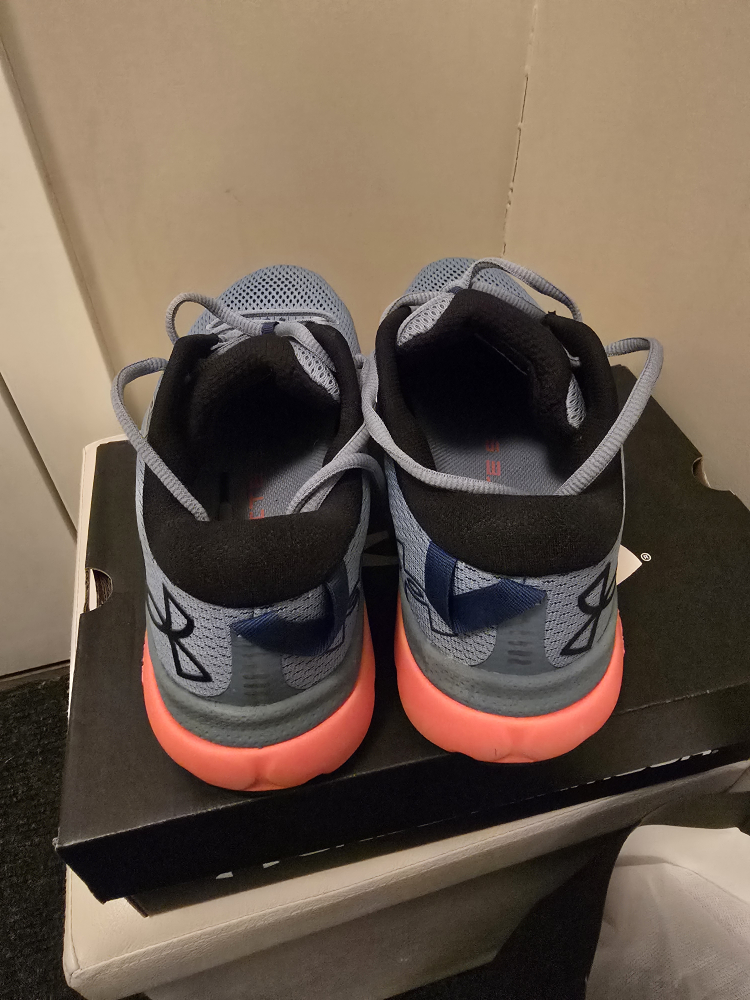 Under Armour UA Surge 2 Running Shoes - Size 9.5 - photo 4