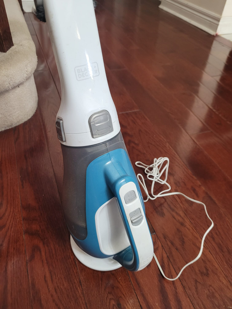 Black + Decker Handheld Vacuum