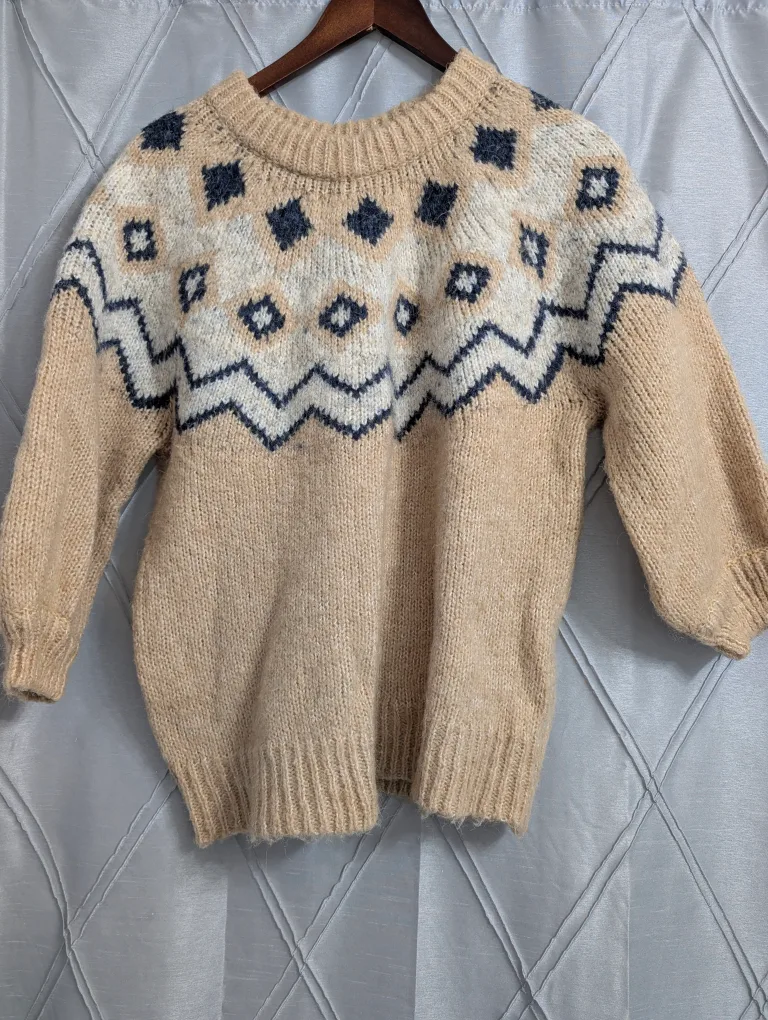Vero Moda Sweater - Size M thumbnail