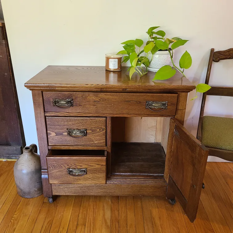 Antique Wooden Sideboard Cabinet image indicator(3)