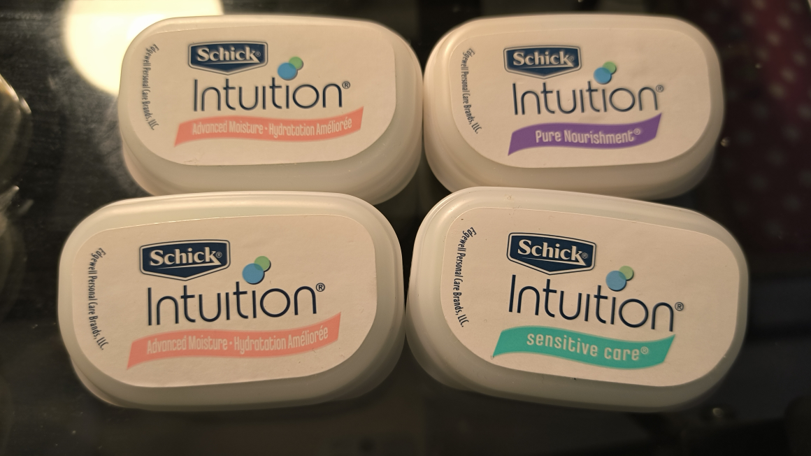 Schick Intuition Razor Refills (4 Pack)