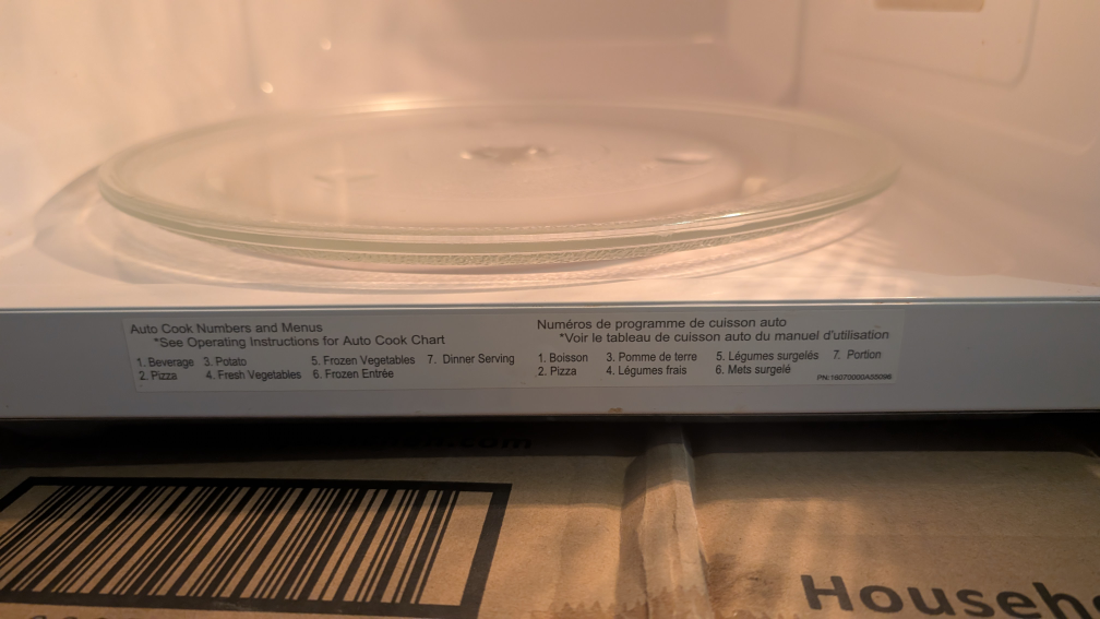 Samsung 1100W Microwave - Great Condition! - photo 2