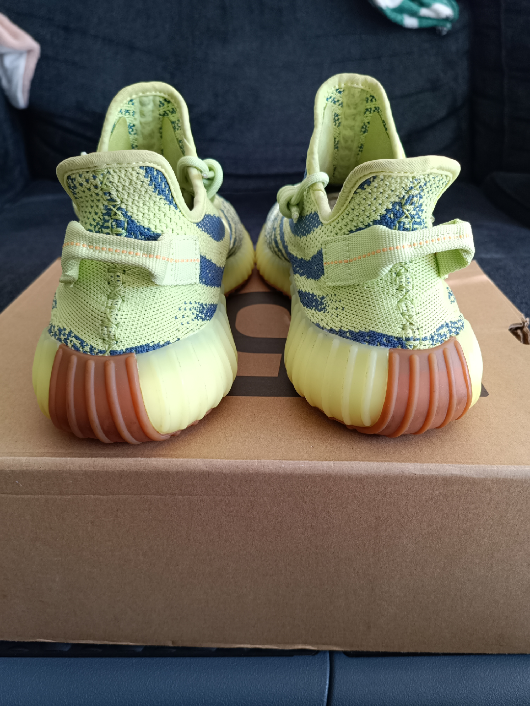 Adidas Yeezy Boost 350 V2 'Hyperspace' Size 11.5 - photo 2