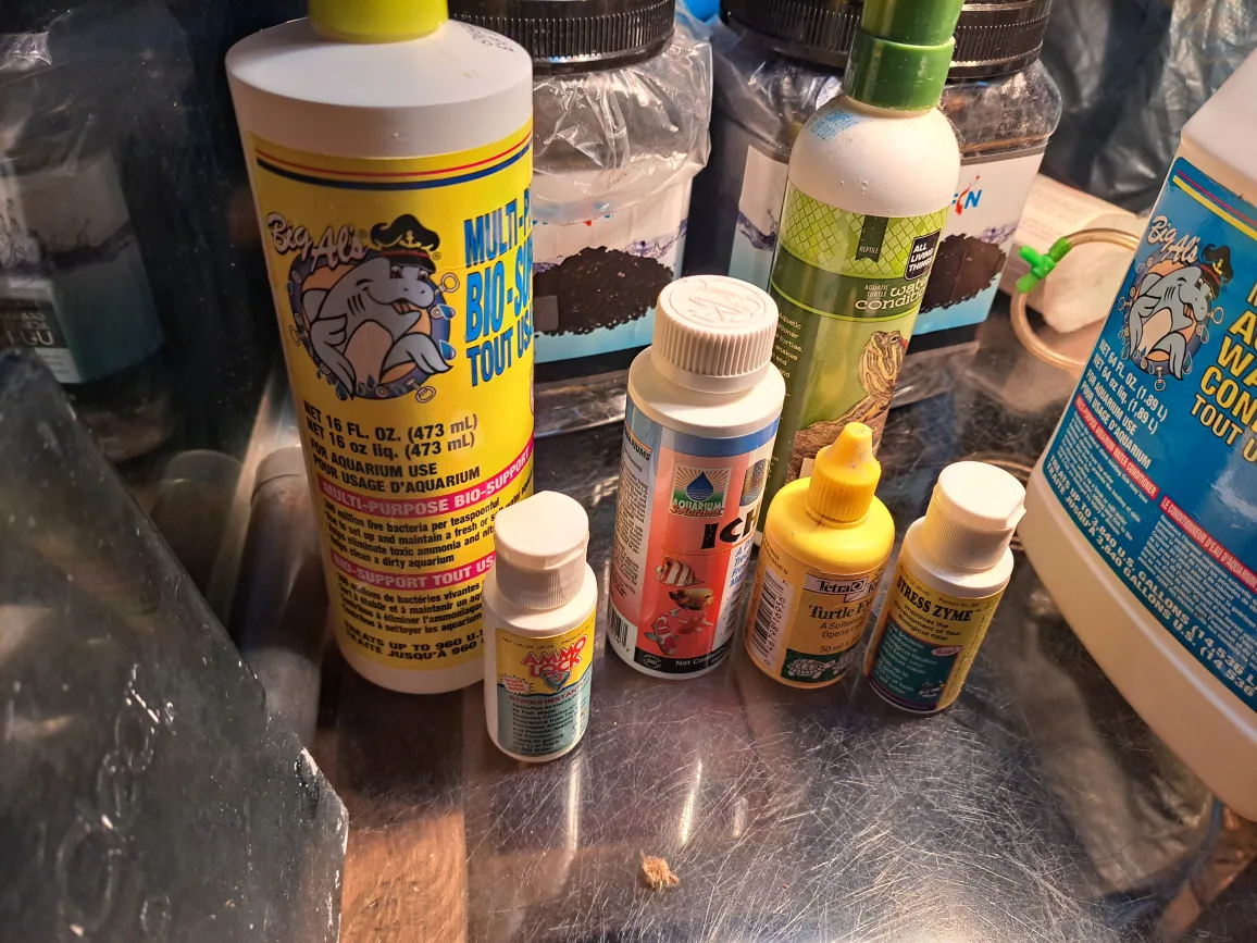 60 Gallon Fish Tank w/ Stand image indicator(8)