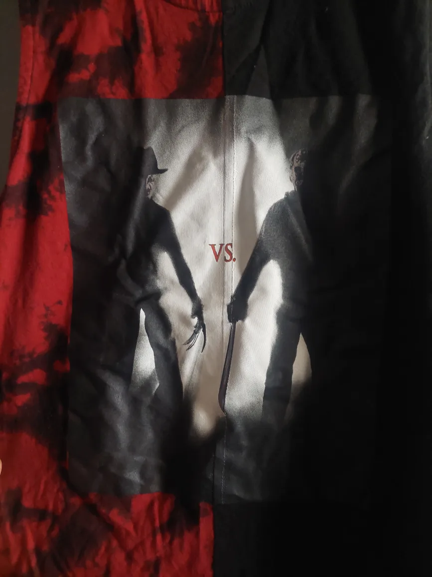 Freddy vs Jason Tank Top image indicator(2)