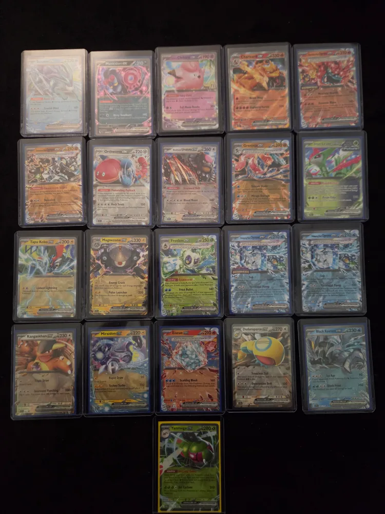 Pokemon Trading Cards - Assorted Collection image indicator(6)