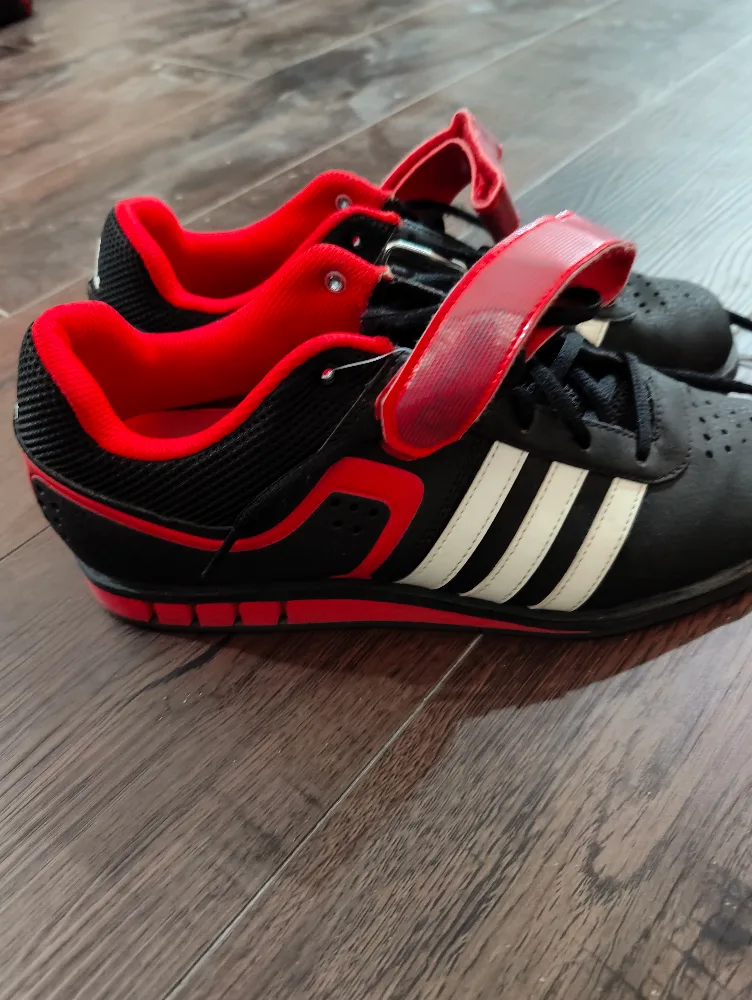 Adidas Urban shoes ( unisex) image indicator(4)