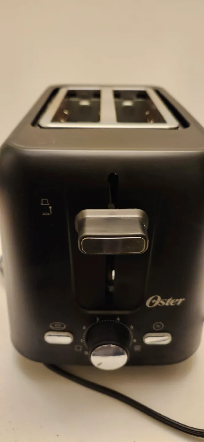 Oster Toaster Like new Black price is firm image indicator(2)