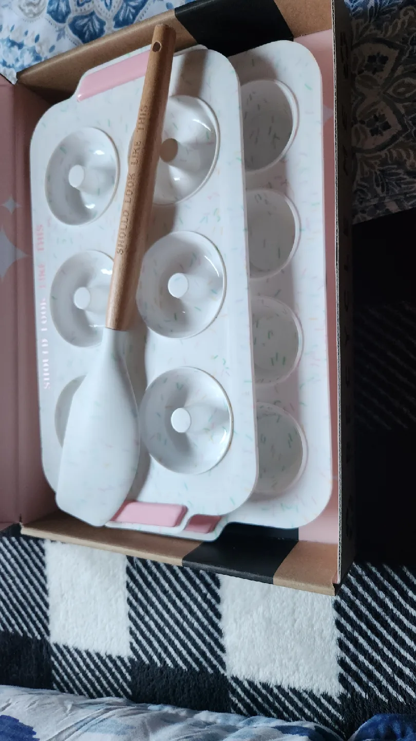 Should Look Like This Baking Kit thumbnail