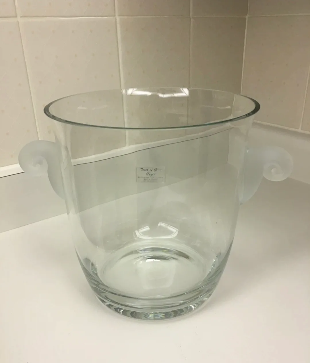 Set of 4 Champagne Glasses & Ice Bucket image indicator(2)