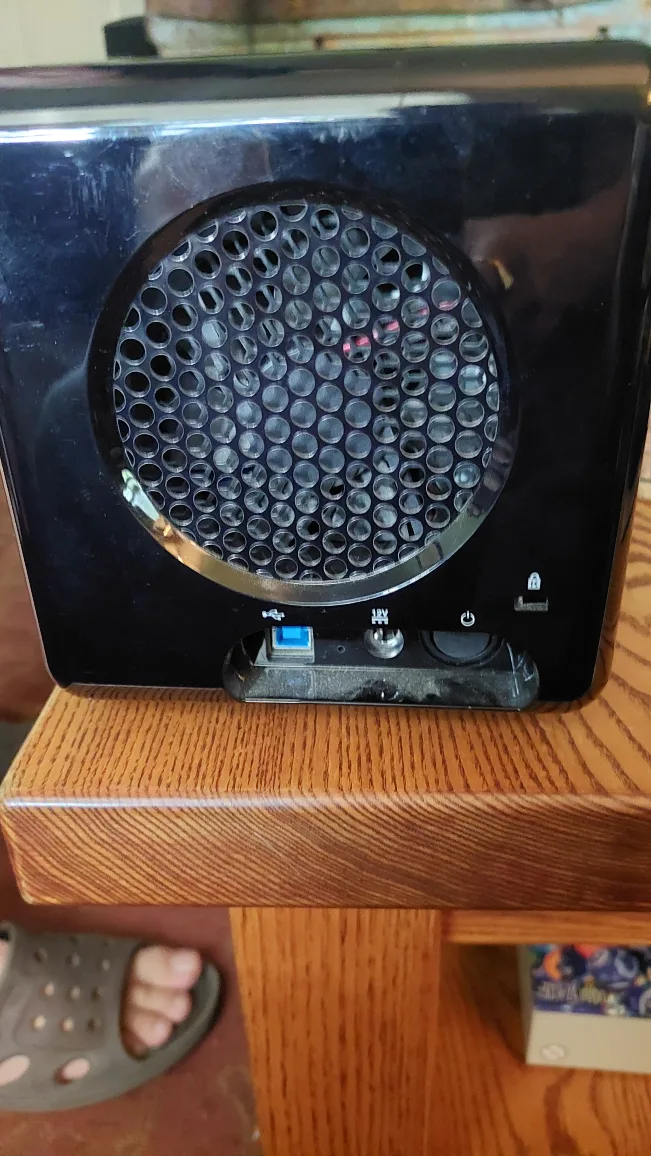 Drobo DDR3-A 4-Bay Storage Array image indicator(6)