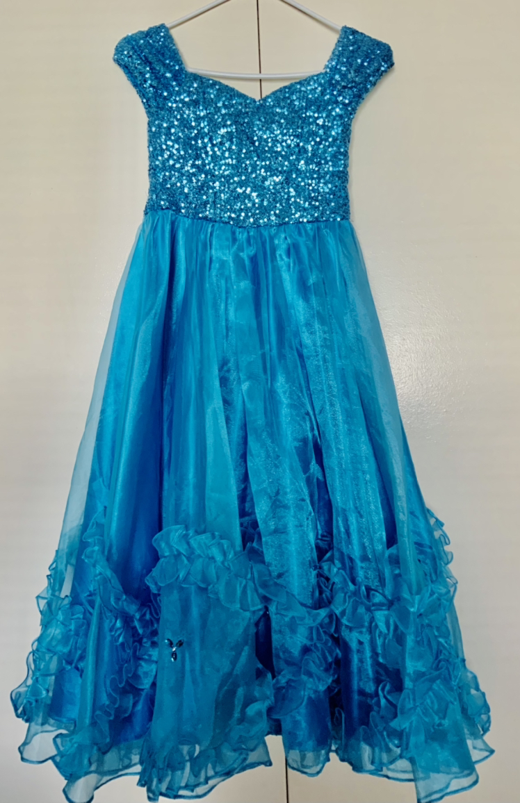 Kids gown blue sparkles and ruffles design on the bottom - photo 2