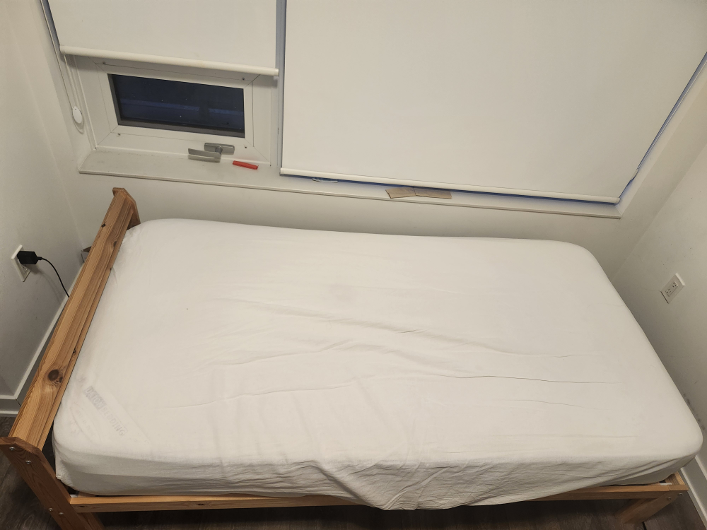 IKEA Luroy Bed Slats - Single Size+ mattress +cover - photo 4