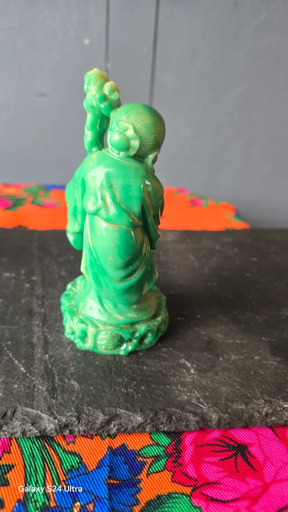Green Figurine thumbnail