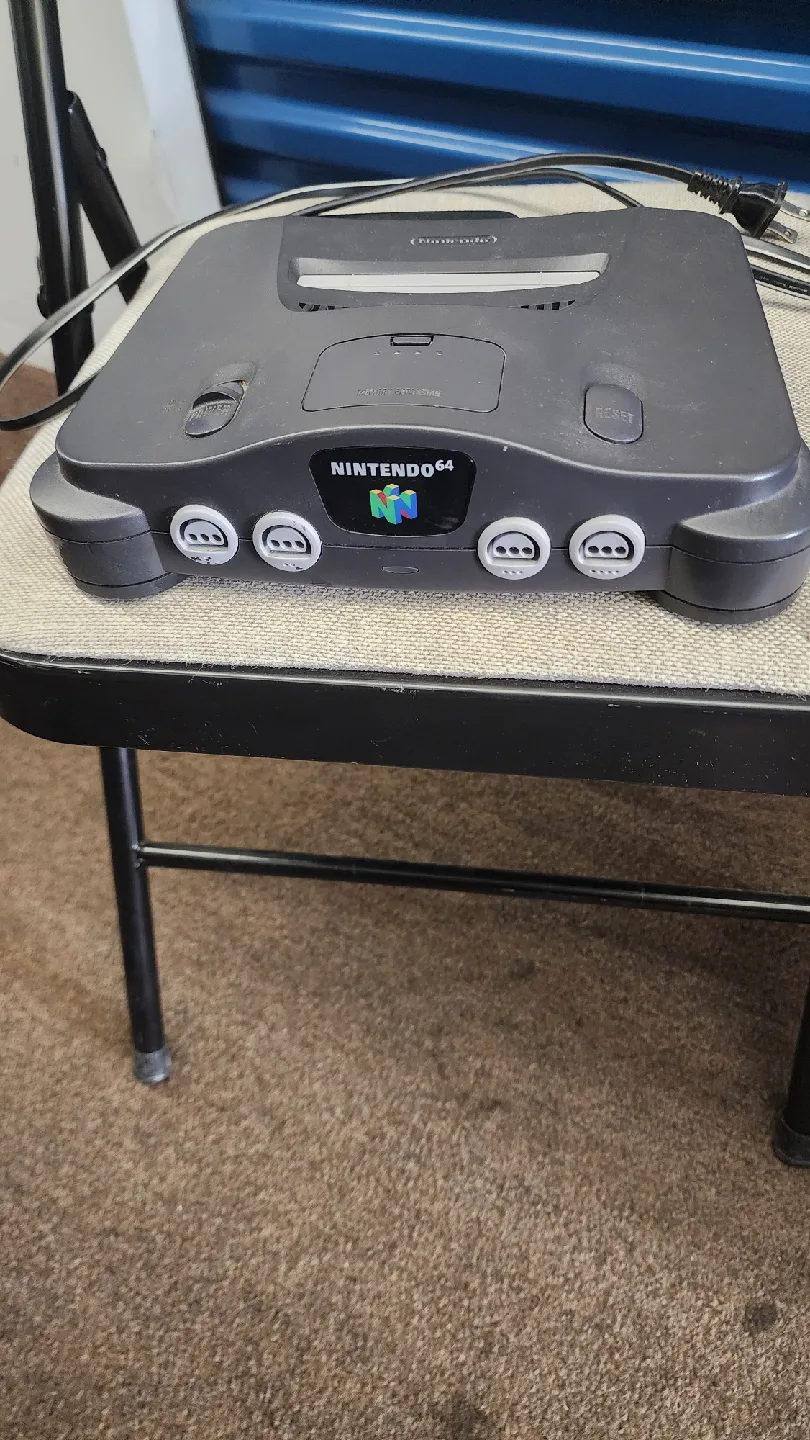 Nintendo 64 Console thumbnail