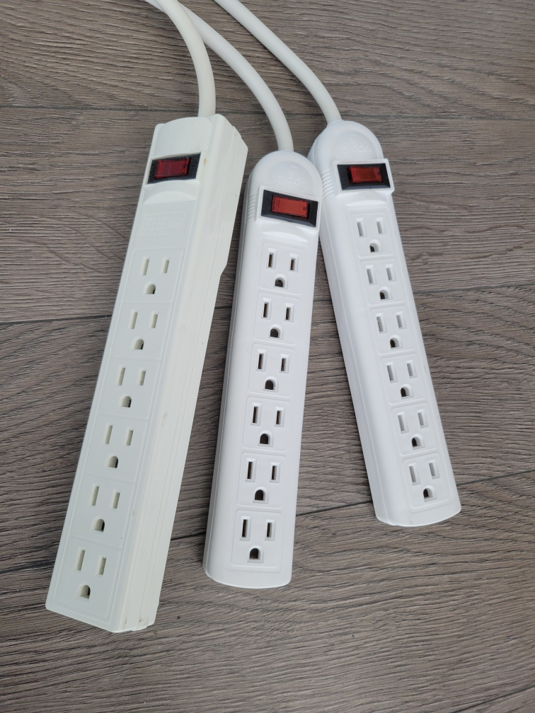 3 White Power Strips