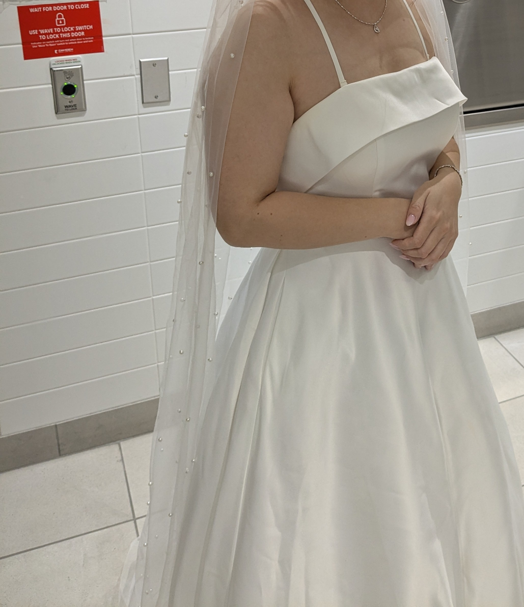 Wedding Dress - White - photo 2