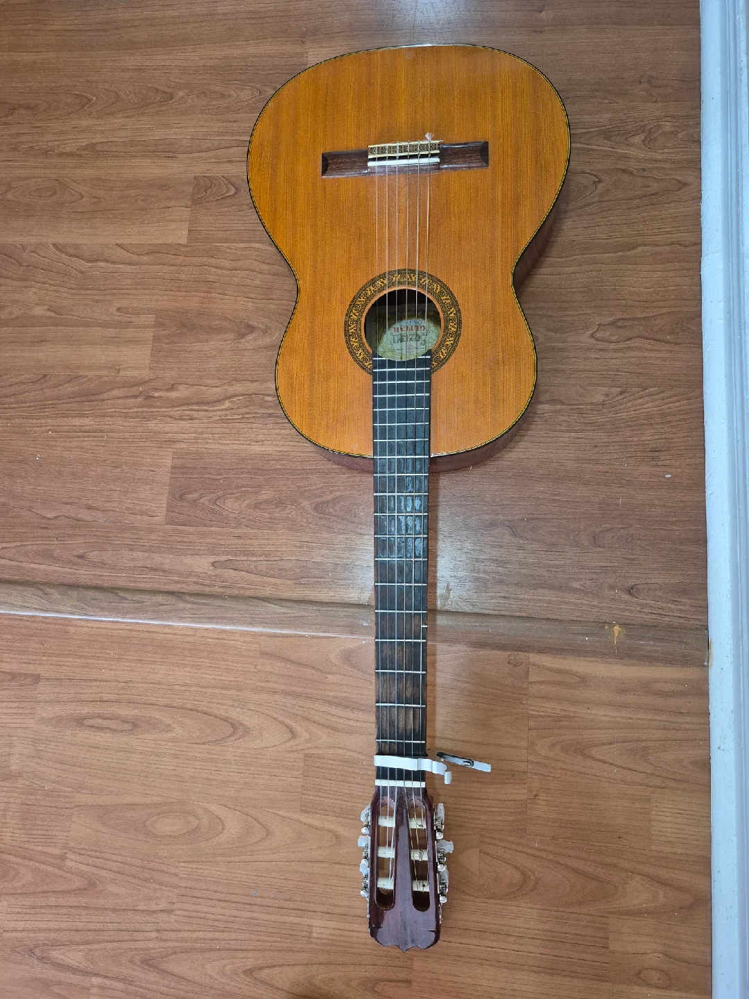 classic guitar image indicator(3)