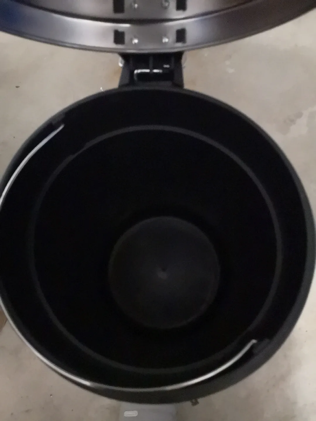 Type A 20 L Stainless Steel Waste Bin image indicator(5)