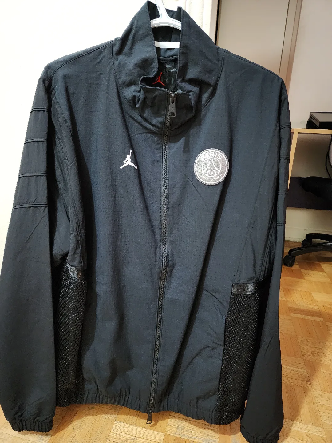 Jordan Paris Saint-Germain Jacket - Size M image indicator(4)