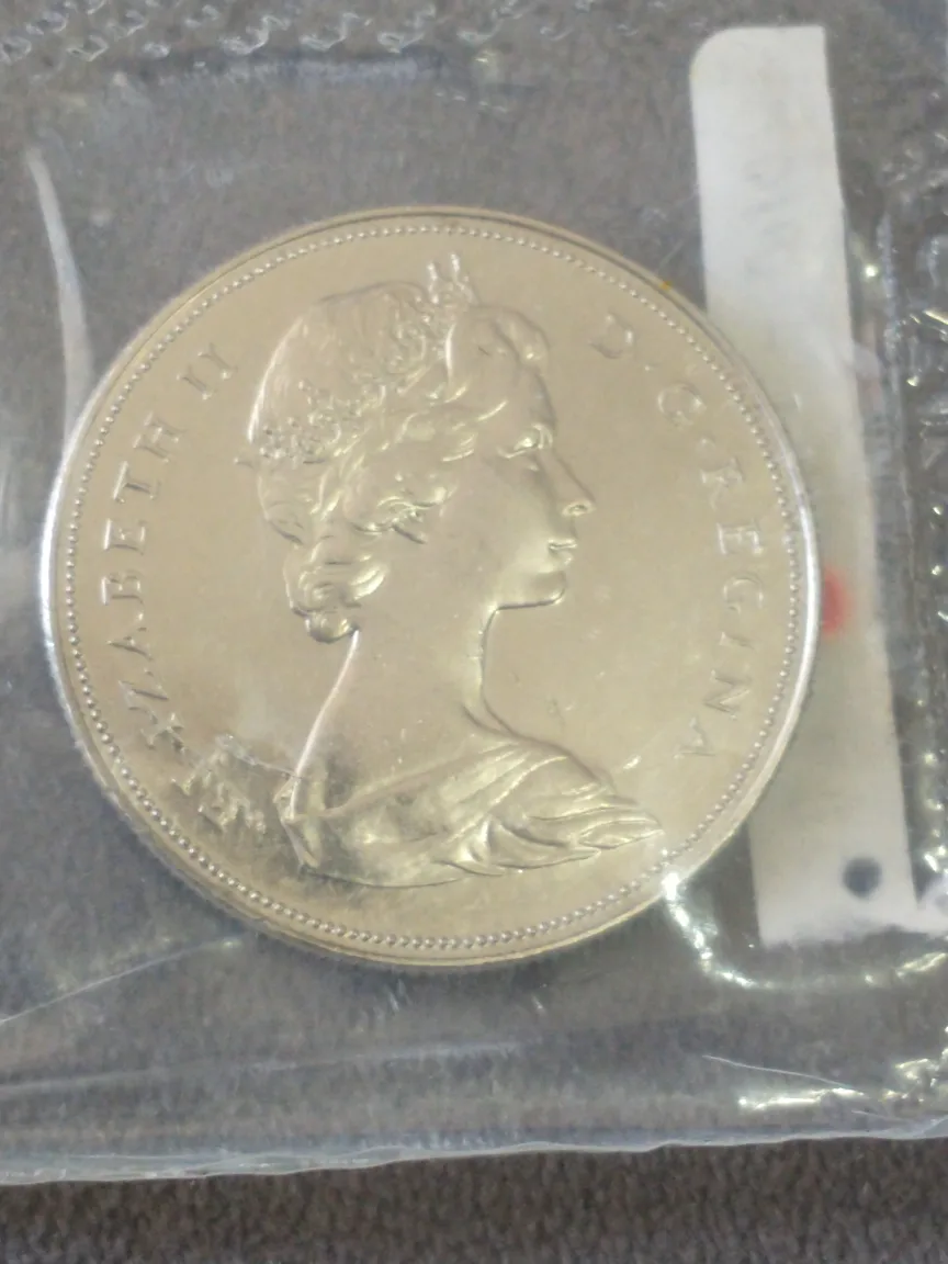 SOLD 1969 Canada uncir. silver dollar (no silver) KM#76.1 image indicator(4)