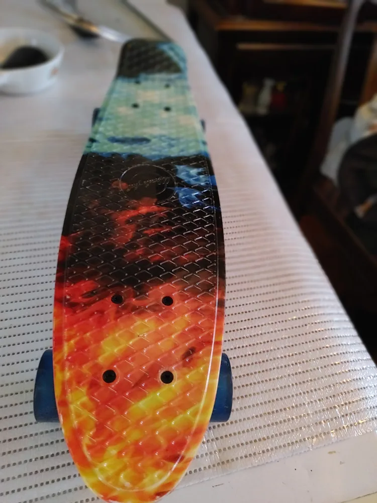 Stereo Skateboard Cruiser - 'Vinyl Cruiser' thumbnail