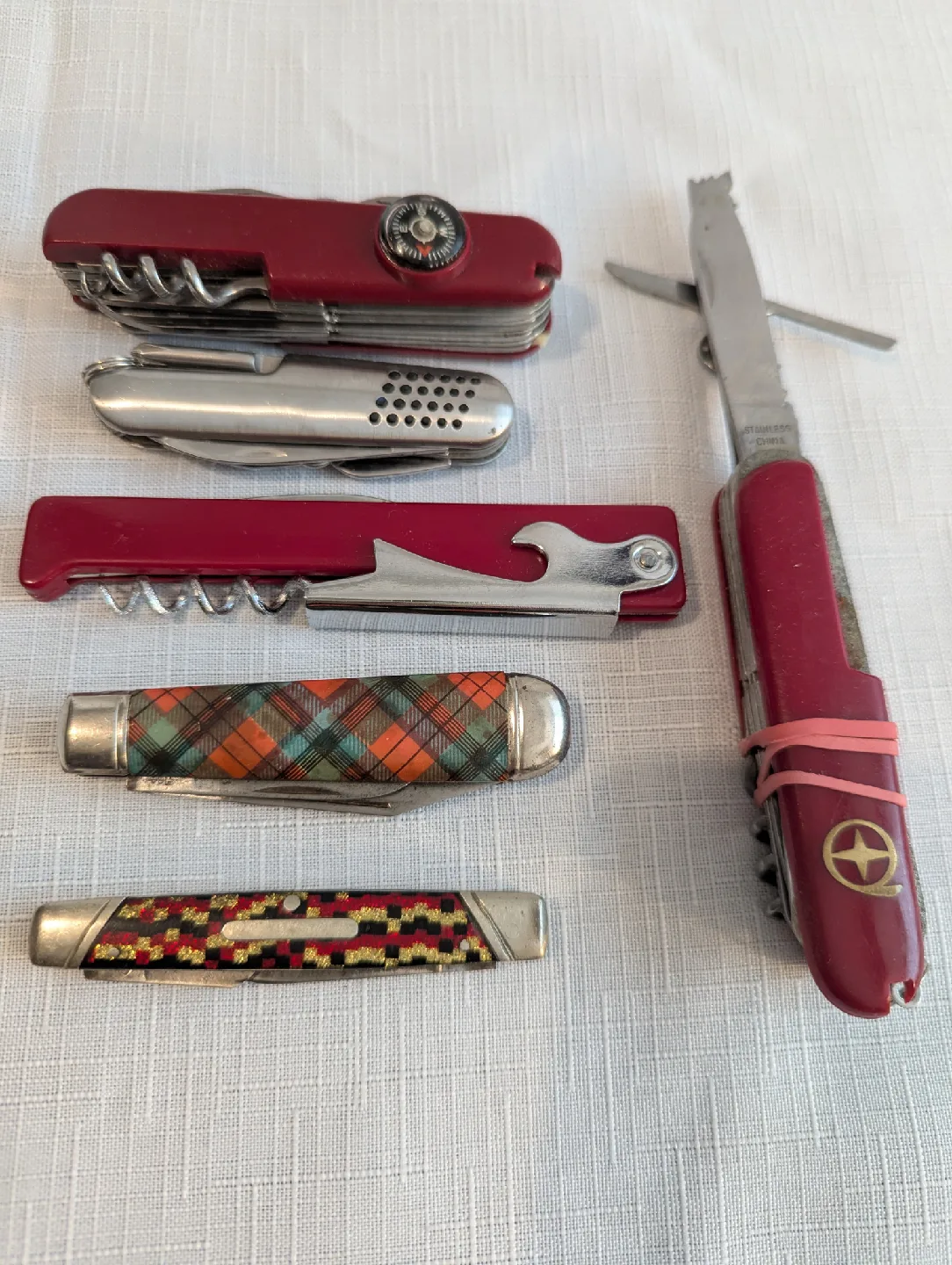 Vintage Swiss Army Style Knives - Lot of 5 thumbnail