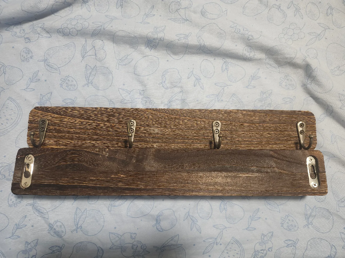Wooden Rack with Hooks thumbnail