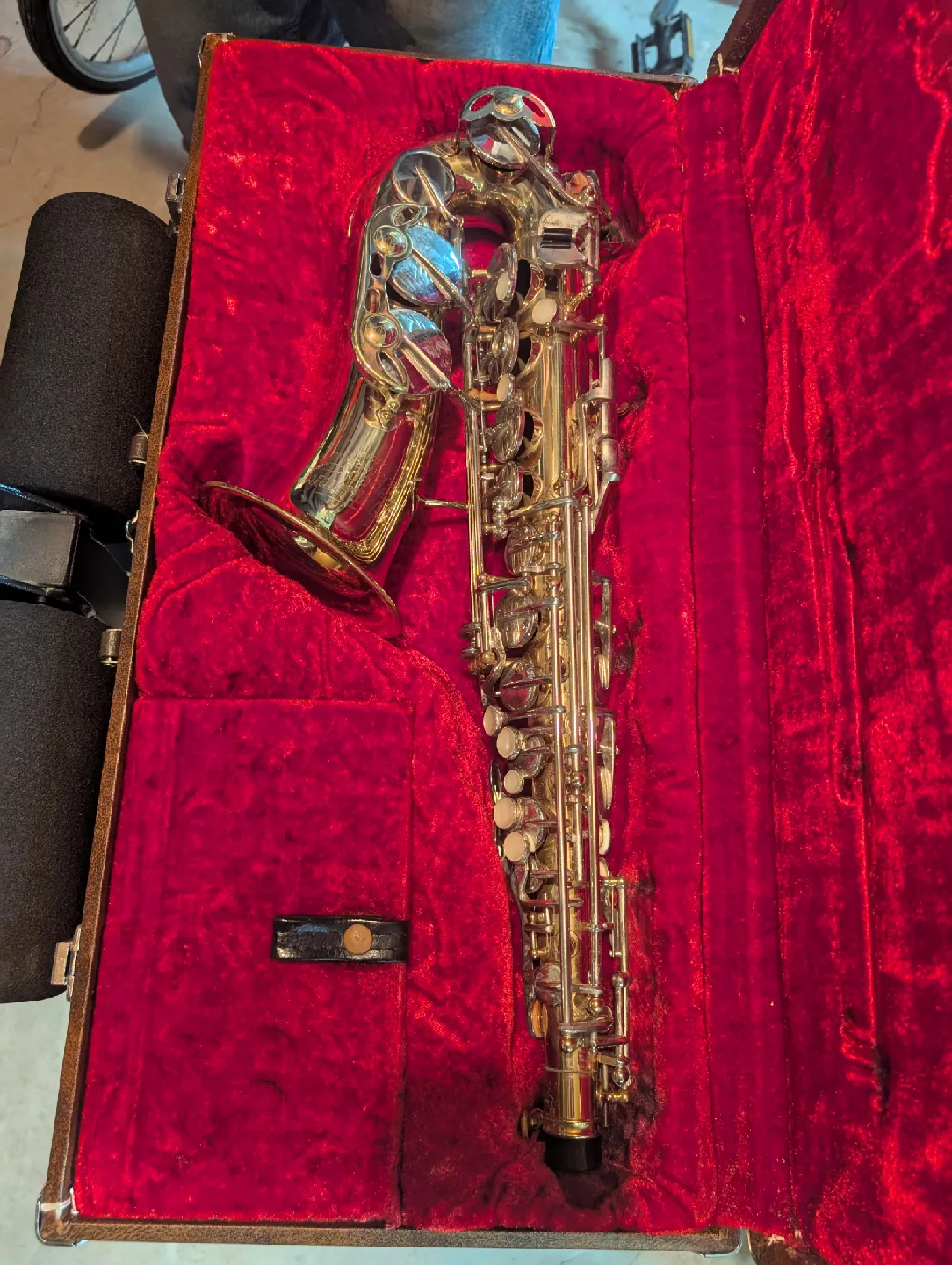beautiful Armstrong saxophone with the case and accessories